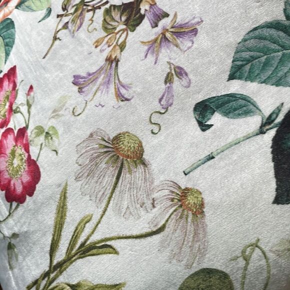 Nicole Miller Velvet Floral Accent Pillow - Picture 7 of 7